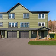 The Pines at Forest Ridge | Pools | Loon Mountain