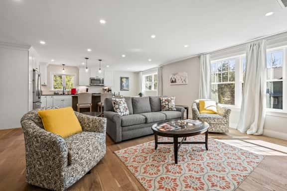 Summit Ridge | Brand New! | Pools | Loon | Lincoln - Image 1