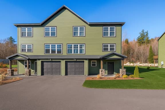 The Pines at Forest Ridge | Pools | Loon Mountain